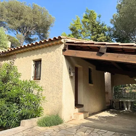 Casa vacanze Maison Familiale Provencale Au Calme, Proche Saint-Raphaël
